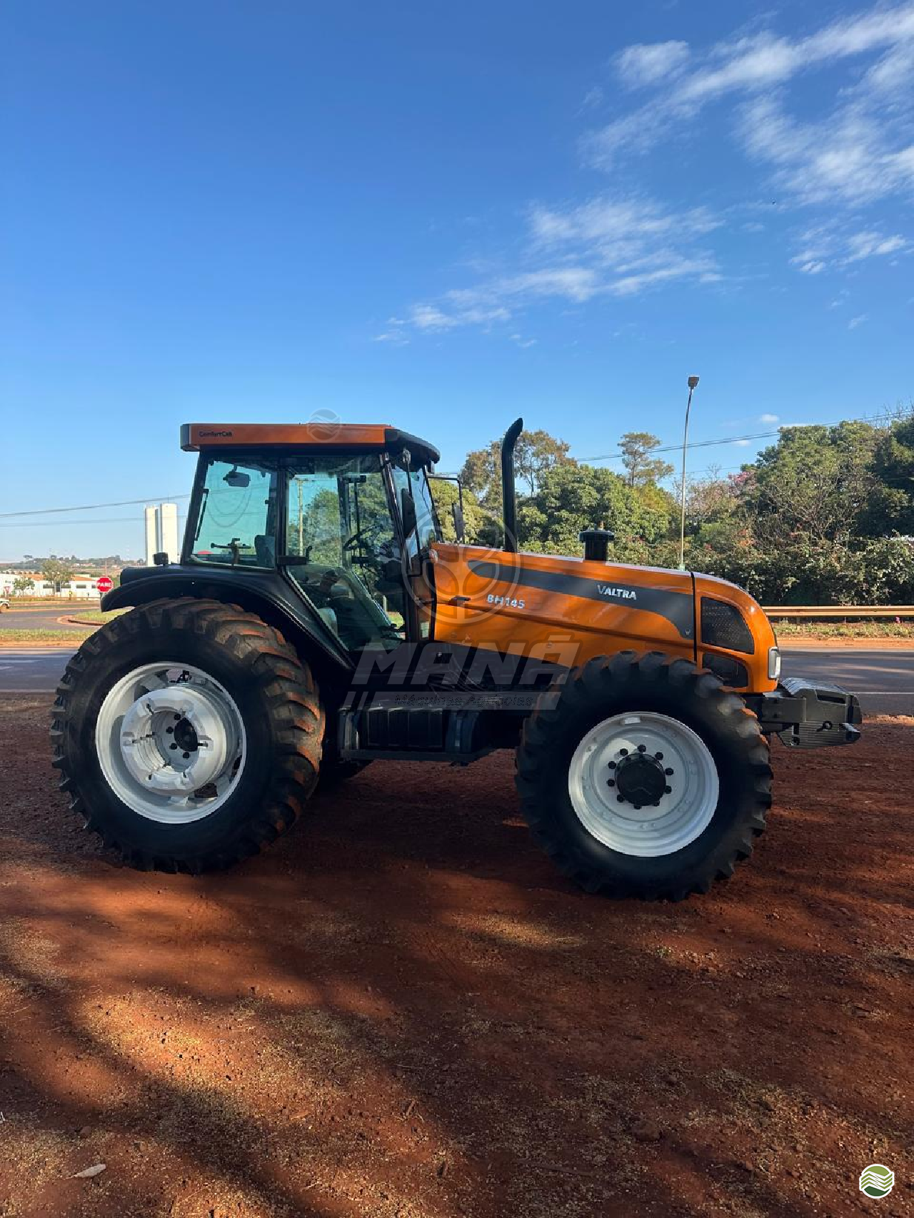 TRATOR VALTRA VALTRA BH 165 Tração 4x4 Mana Máquinas RIBEIRAO PRETO SÃO PAULO SP